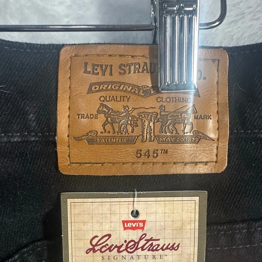 Levi Strauss Signature Jeans Men 40x32 Black 545 Loose Fit J Curve Design NWT